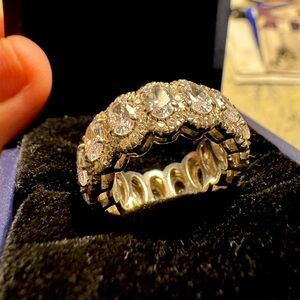 Elegant Silver Diamond Ring